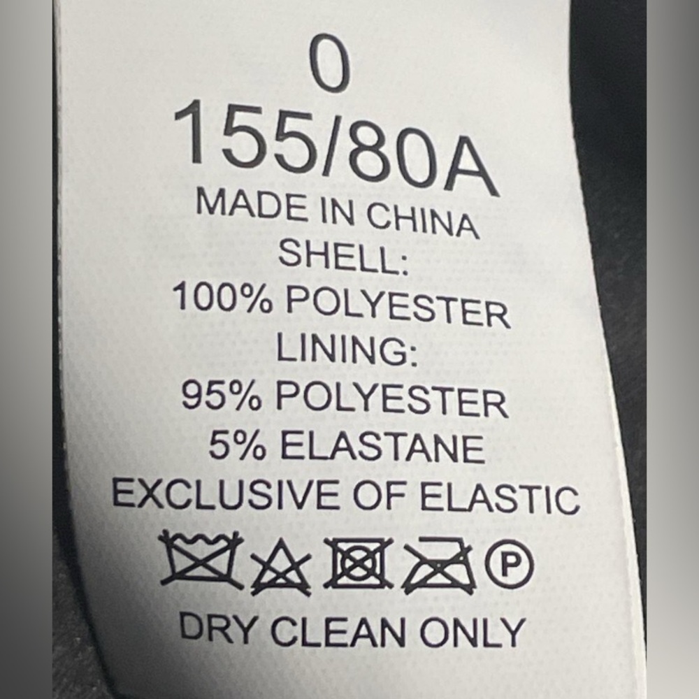 🛑 1 hour sale. Kate Spade Garment Care Label - Picture 2 of 13